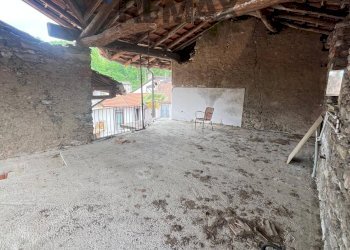 Parcheggio - Rustic via Uberto De Masanzana
 
14, Mesenzana - photo 8