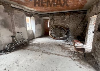 Stanza vuota - Rustic via Uberto De Masanzana
 
14, Mesenzana - photo 13