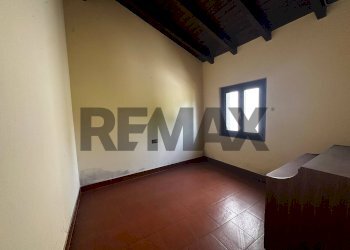 Stanza vuota - Two-room apartment via adamoli
 
7, Besozzo - photo 12