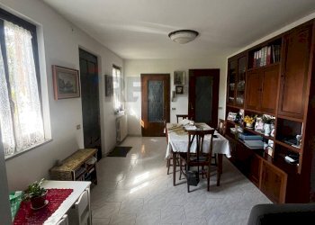 Sala da pranzo - Independent house Montegrino Valtravaglia - photo 9