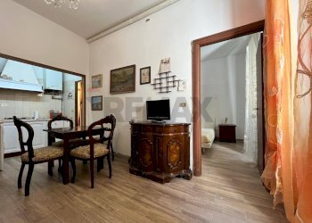 Sala da pranzo - Two-room apartment Via San Giuseppe
 
19, Porto Ceresio - photo 6