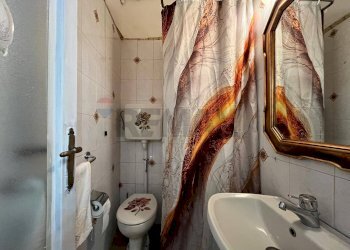 Bagno - Two-room apartment Via San Giuseppe
 
19, Porto Ceresio - photo 14