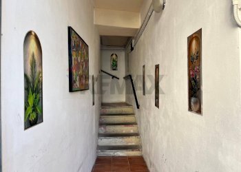Scale - Two-room apartment Via San Giuseppe
 
19, Porto Ceresio - photo 19