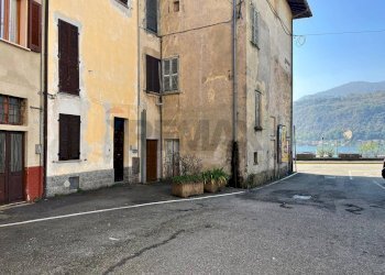 Edificio all\'aperto - Two-room apartment Via San Giuseppe
 
19, Porto Ceresio - photo 20