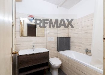 Bagno - Two-room apartment Via Achille Funi
10, Roma - photo 6