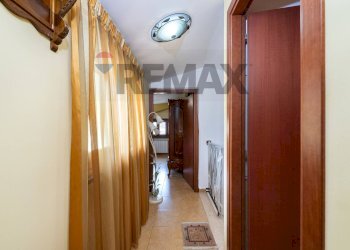 Hall / corridoio - Villa Via Tiberina
 
54/A, Capena - photo 27