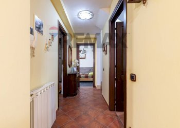 Hall / corridoio - Villa Via Tiberina
 
54/A, Capena - photo 31