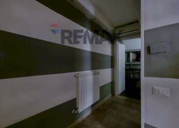 corridoio - Three-room apartment via Giotto
6, Certosa di Pavia - photo 8