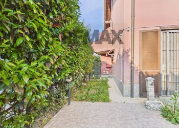 giardino - Three-room apartment via Giotto
6, Certosa di Pavia - photo 14
