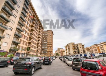 Edificio all\'aperto - Appartamento Viale Delle Alpi
 
86, Palermo - foto 10
