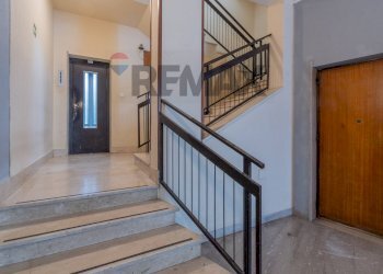 Ricezione / Lobby - Quadrilocale VIALE DELLE ALPI
 
7, Palermo - foto 14