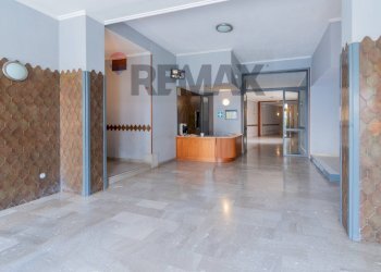 Ricezione / Lobby - Quadrilocale VIALE DELLE ALPI
 
7, Palermo - foto 15