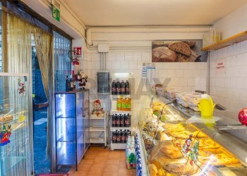 Cucina - Locale Commerciale Via Pulei
 
33, Mascalucia - foto 6