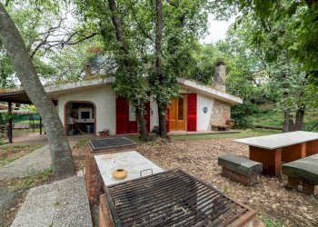 Casa all\'aperto - Casa semi indipendente Via Cristaudo
 
33, Aci Sant'Antonio - foto 3