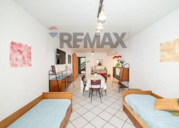 Sala da pranzo - Casa semi indipendente Via Cristaudo
 
33, Aci Sant'Antonio - foto 7