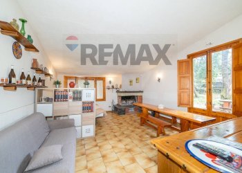 Sala da pranzo - Casa semi indipendente Via Cristaudo
 
33, Aci Sant'Antonio - foto 15
