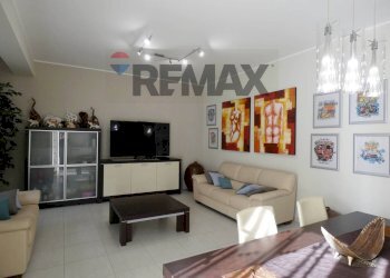 Salone 36 mq - Three-room apartment Vico Lo Giudice
 
4, Mascalucia - photo 10