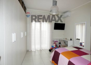 Camera 18 mq - Three-room apartment Vico Lo Giudice
 
4, Mascalucia - photo 27