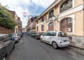 Edificio all\'aperto - Two-room apartment Via Celeste
 
131, Catania - photo 2