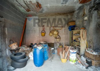 Dispensa di stoccaggio - Independent house Via Rua Sant'Antonio
 
64, Pedara - photo 4