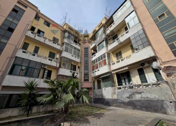 facciata - Two-room apartment Via Stazzone
 
152, Catania - photo 8