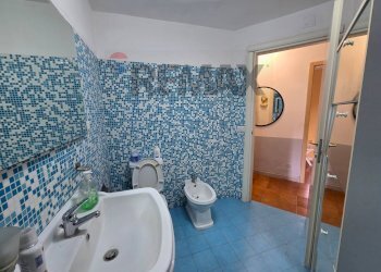 Bagno - Two-room apartment Via Stazzone
 
152, Catania - photo 17