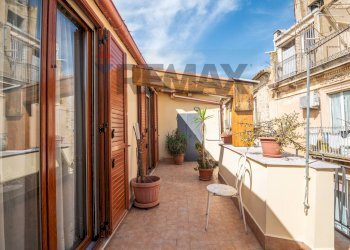 Terrazza - Casa indipendente Via San Giovanni Bosco
 
26, Caltagirone - foto 14