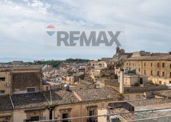 Edificio all\'aperto - Casa indipendente Via San Giovanni Bosco
 
26, Caltagirone - foto 22