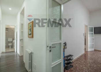 Hall / corridoio - Casa indipendente Via San Giovanni Bosco
 
26, Caltagirone - foto 43