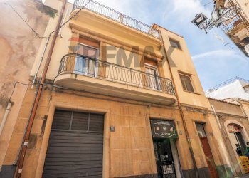 Edificio all\'aperto - Casa indipendente Via San Giovanni Bosco
 
26, Caltagirone - foto 52