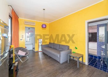 Soggiorno - Apartment Via Benanti
 
6, Catania - photo 13