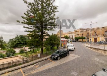 Edificio all\'aperto - Casa indipendente Via San Pietro
 
5, Licodia Eubea - foto 20