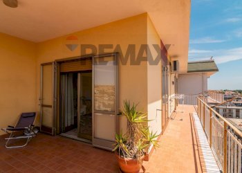 Terrazza - Apartment Via Vincenzo Bellini
 
12, Mascalucia - photo 23