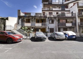 Edificio all\'aperto - Appartamento Via Savoia
 
59, Catania - foto 24