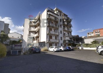 Edificio all\'aperto - Appartamento Via Savoia
 
59, Catania - foto 33