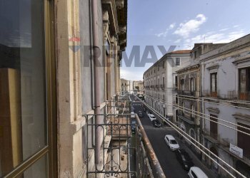 Balcone - Quadrilocale Via Salvatore Cali'
 
14, Catania - foto 18