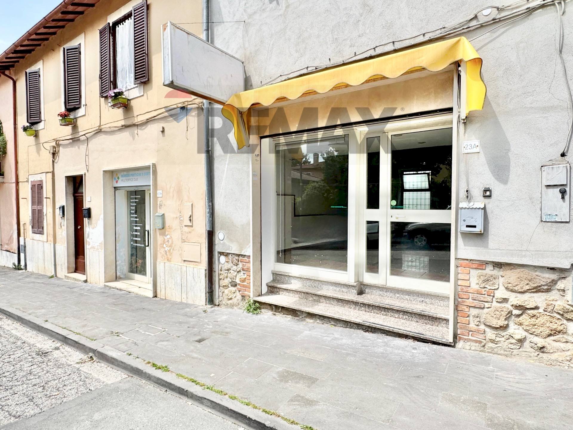 Edificio all\'aperto - Commercial Premises Via Augusto Silvestrelli
23, Manziana - photo 2