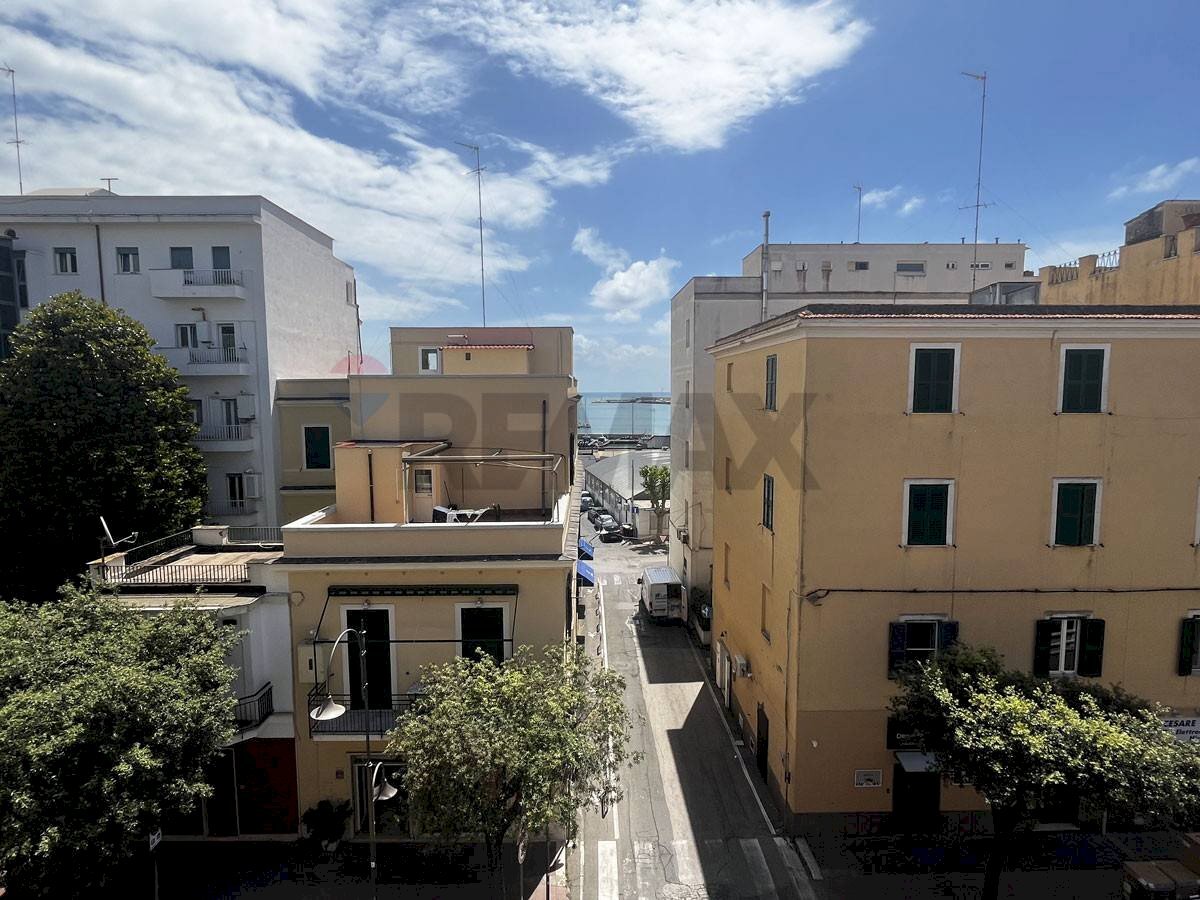 Edificio all\'aperto - Attico VIA GRAMSCI
 
31, Anzio - foto 1