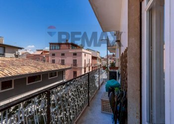 Balcone - Four-room apartment via acitrezza
 
8, Catania - photo 12