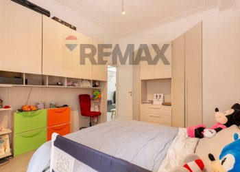 Camera / camera da letto - Four-room apartment via acitrezza
 
8, Catania - photo 15