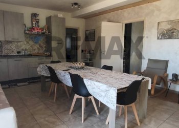 Sala da pranzo - Villa CONTRADA SAN CATALDO STRADA VICINALE 97
 
19/B, Caltagirone - foto 7