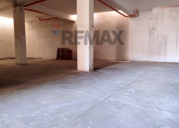 Parcheggio - Warehouse Via Martiri di Via Fani
 
58, Misterbianco - photo 19