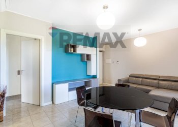 Sala da pranzo - Three-room apartment VIA GIOTTO
 
2, Segrate - photo 4