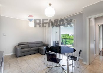 Sala da pranzo - Three-room apartment VIA GIOTTO
 
2, Segrate - photo 10