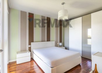 Camera / camera da letto - Three-room apartment VIA GIOTTO
 
2, Segrate - photo 12