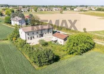 Casa all\'aperto - Independent house VIA GEMINIOLO
 
40, Boretto - photo 1