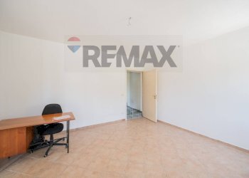 Stanza vuota - Independent house VIA GEMINIOLO
 
40, Boretto - photo 9