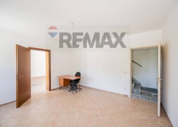 Stanza vuota - Independent house VIA GEMINIOLO
 
40, Boretto - photo 10