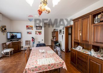 Sala da pranzo - Quadrilocale Carpi - foto 4