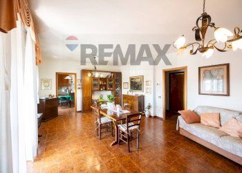 Sala da pranzo - Four-room apartment Via Gregorio Agnini
 
13, Carpi - photo 6